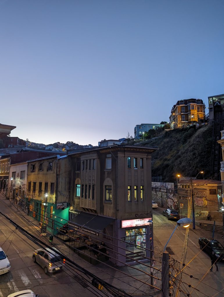 valparaiso evening view from the cerveceria anifteatro